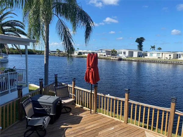 $229,900 | 520 Ideal Place, North Port, FL 34287
