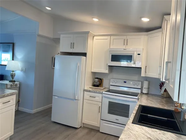 $229,900 | 520 Ideal Place, North Port, FL 34287
