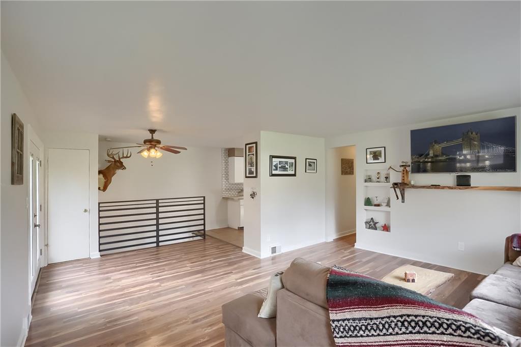 2584 Lah Road Gibsonia, PA 15044 - Photo 7 of 25 Gallery Image 7