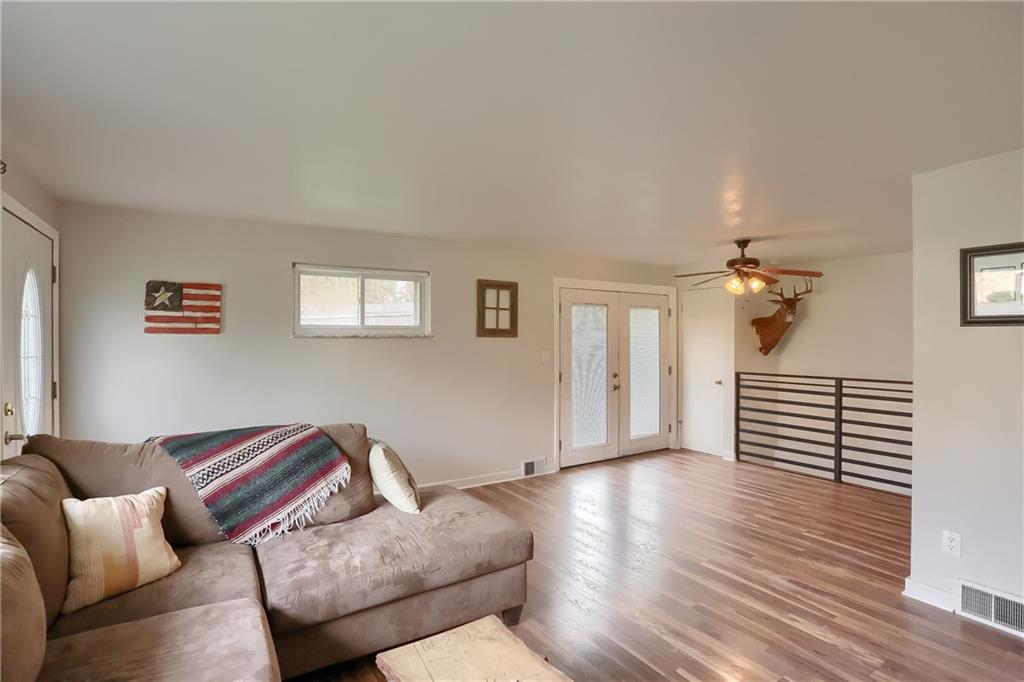 2584 Lah Road Gibsonia, PA 15044 - Photo 10 of 25 Gallery Image 10