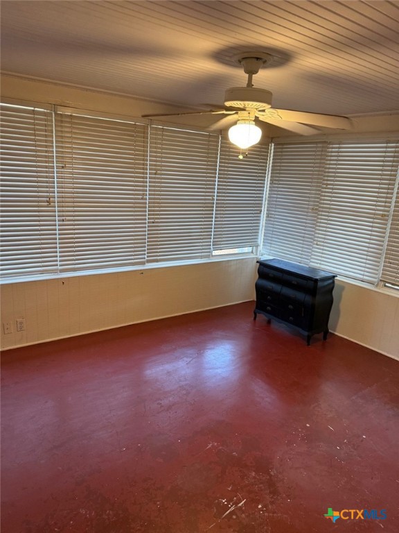 606 West Forrest Street Victoria, TX 77901 - Photo 15 of 15 a view of a room with wooden floor and window
