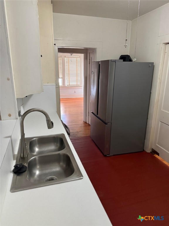 606 West Forrest Street Victoria, TX 77901 - Photo 6 of 15 a close view of a sink in a kitchen