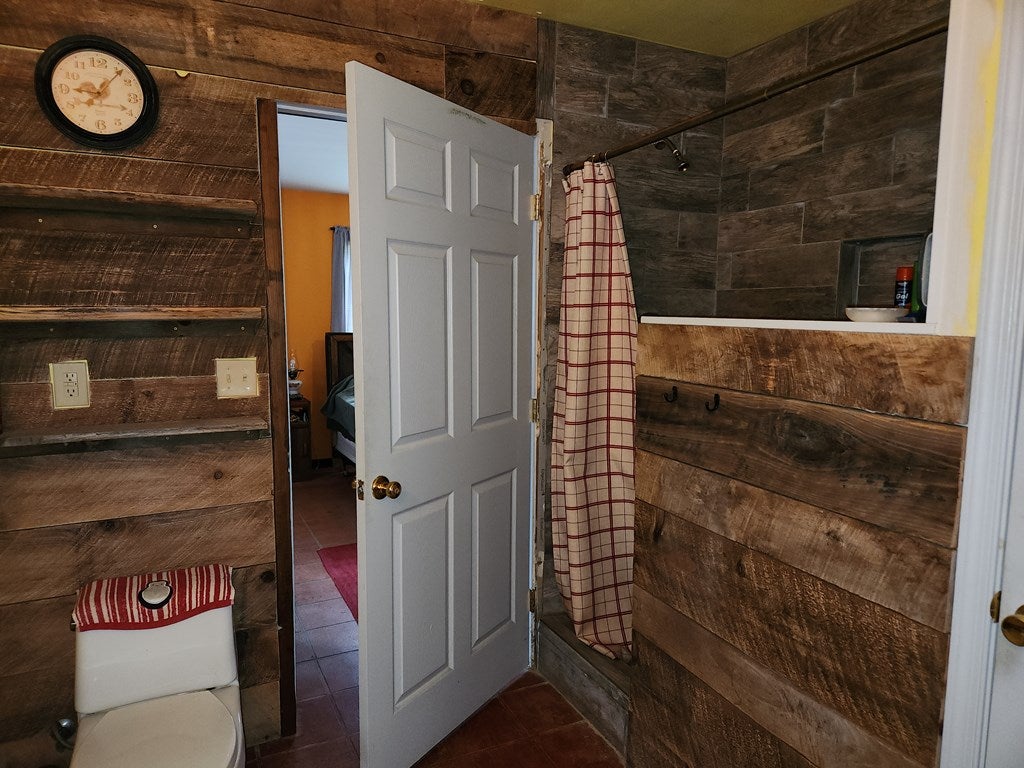 11740 Thompson Road Huntingdon, PA 16652 - Photo 18 of 50 Gallery Image 18