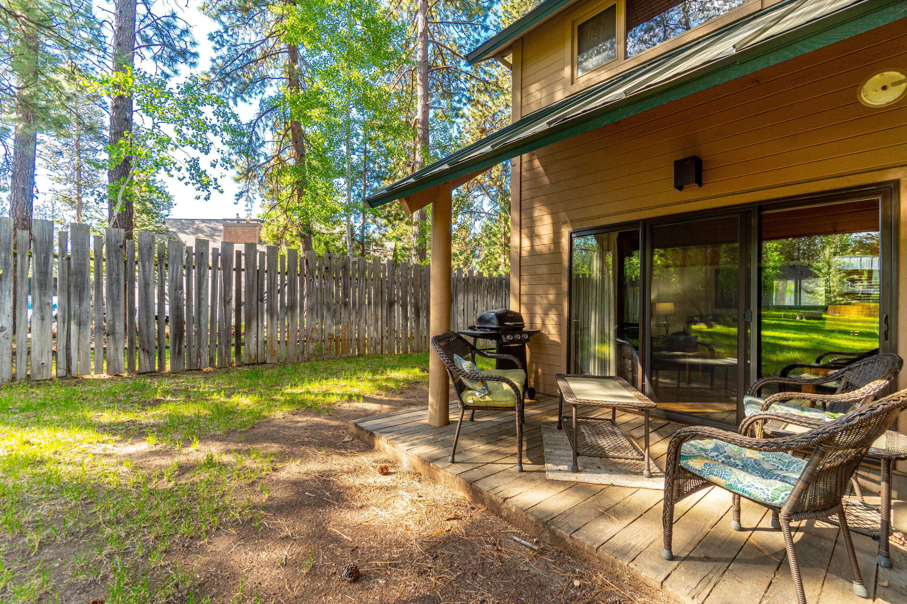 57488 Ranch Cabin Road, Unit 27 Sunriver, OR 97707 - Photo 3 of 21 RileyVisuals-3