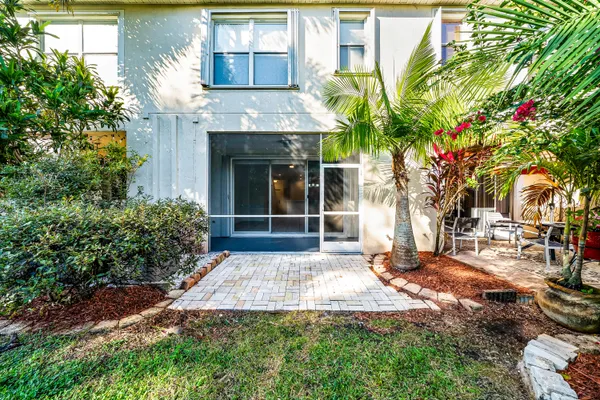 $2,695 | 8024 Briantea Drive, Boynton Beach, FL 33472