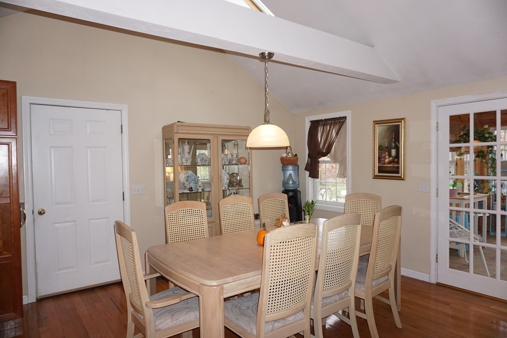 21 Willard Road Sturbridge, MA 01566 - Photo 6 of 29 Gallery Image 6