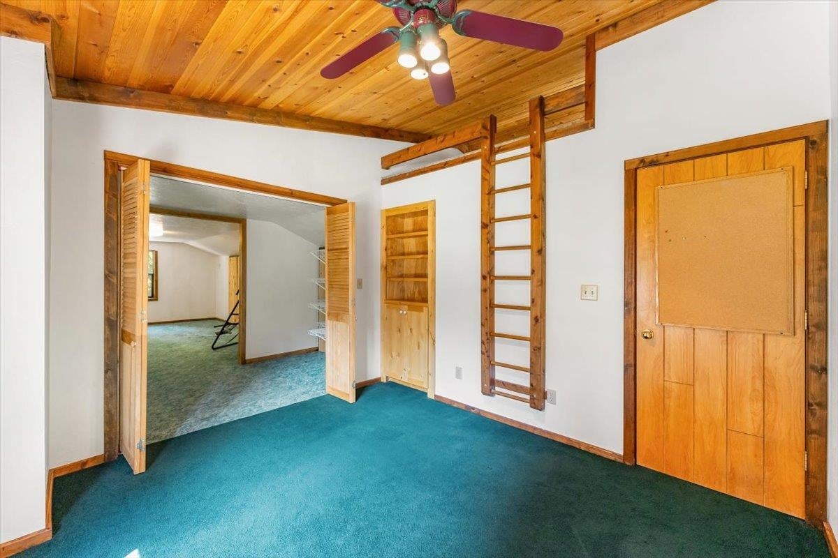 2331 Davis Place Road Mount Shasta, CA 96067 - Photo 27 of 41 Gallery Image 27
