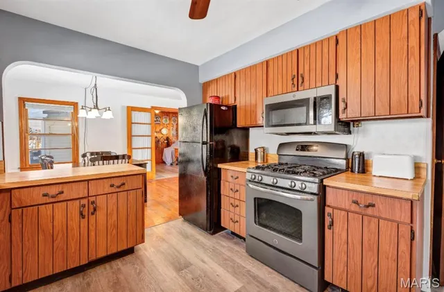 $375,000 | 9 Ranchero Drive, St. Charles, MO 63303