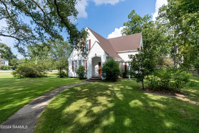 $285,000 | 710 North Cutting Avenue, Jennings, LA 70546
