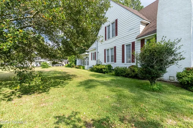 $285,000 | 710 North Cutting Avenue, Jennings, LA 70546