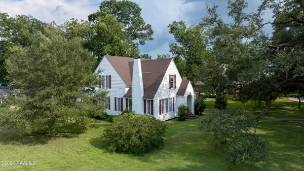 $285,000 | 710 North Cutting Avenue, Jennings, LA 70546