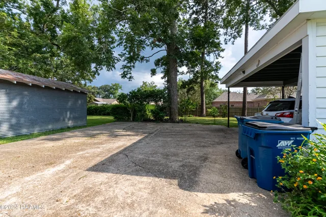 $285,000 | 710 North Cutting Avenue, Jennings, LA 70546