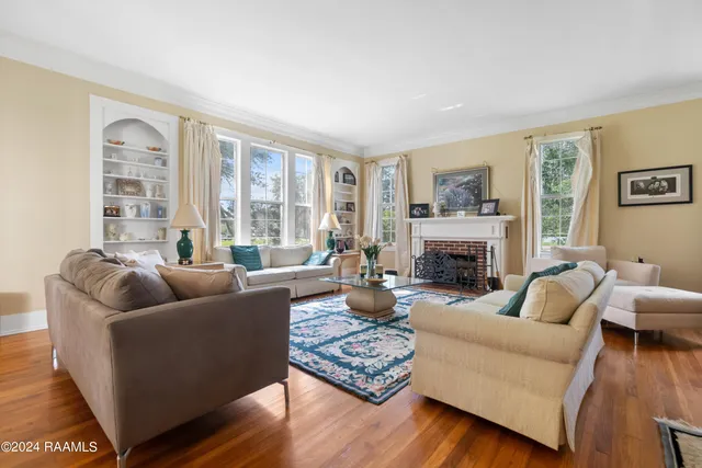 $285,000 | 710 North Cutting Avenue, Jennings, LA 70546