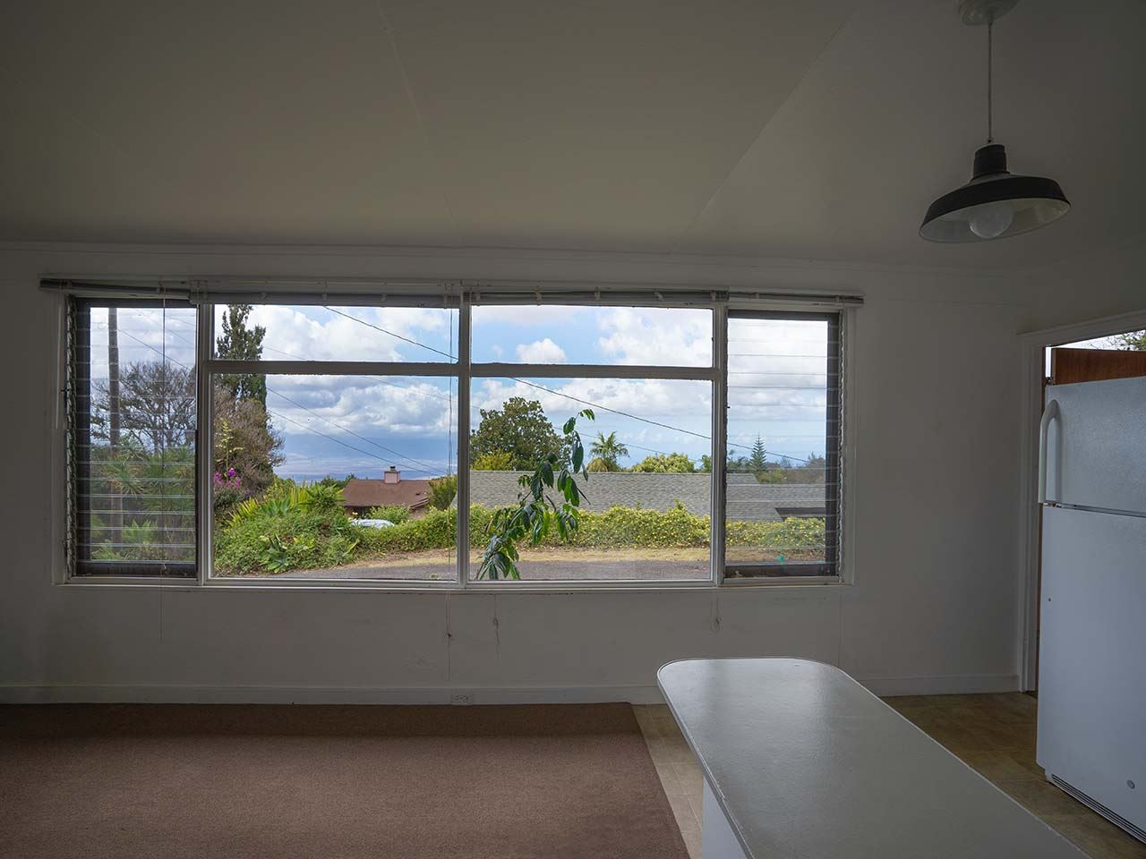 507 Lower Kimo Drive Kula, HI 96790 - Photo 15 of 30 a view of a window in a room