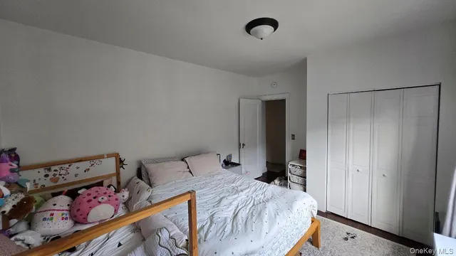 a bed room with a bed