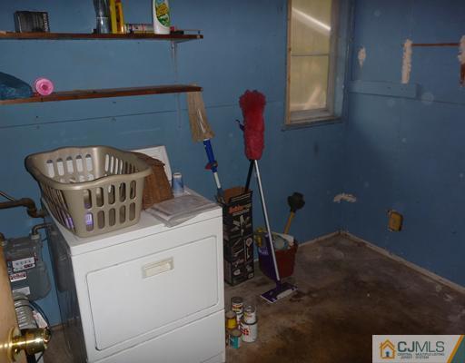 56 New Road Kendall Park, NJ 08824 - Photo 14 of 14 Gallery Image 14