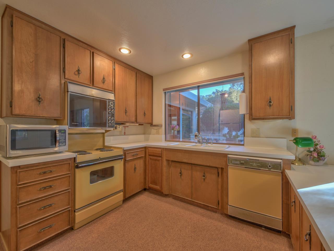 133 Littlefield Road Monterey, CA 93940 - Photo 13 of 34 Gallery Image 13