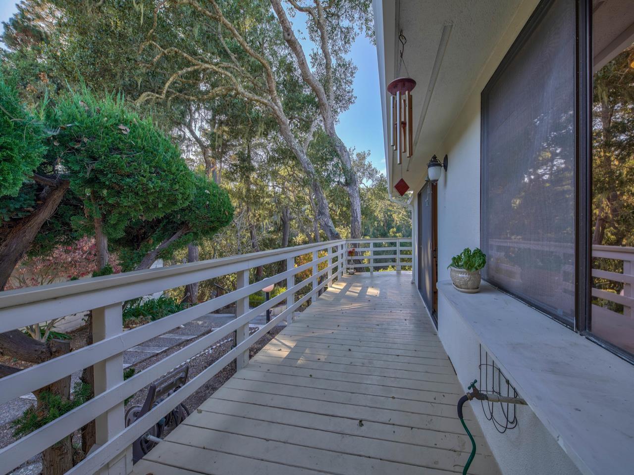 133 Littlefield Road Monterey, CA 93940 - Photo 14 of 34 Gallery Image 14