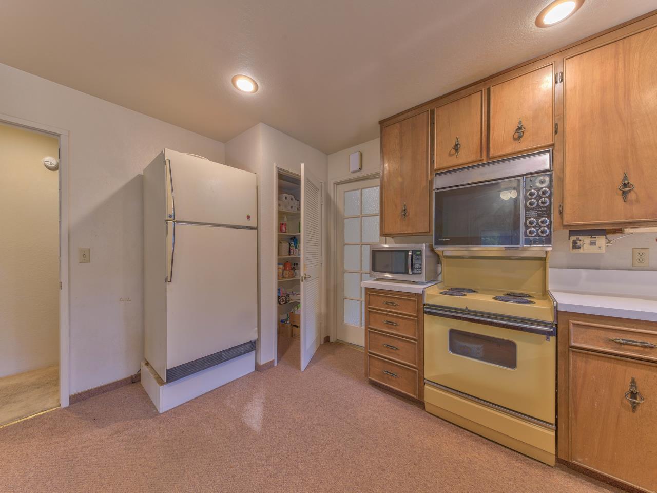 133 Littlefield Road Monterey, CA 93940 - Photo 16 of 34 Gallery Image 16