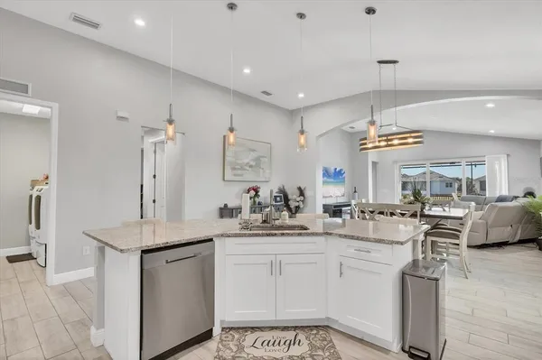 $6,400 | 6233 Champions Row Street, Bradenton, FL 34210