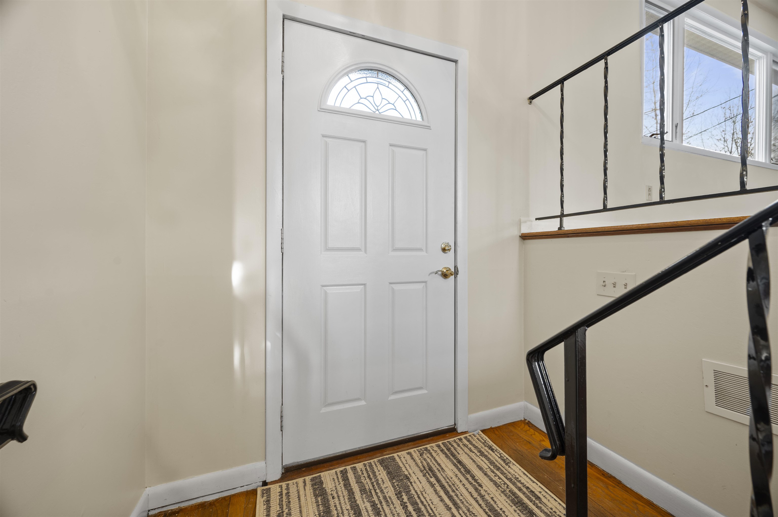 241 East Road Hampstead, NH 03841 - Photo 5 of 45