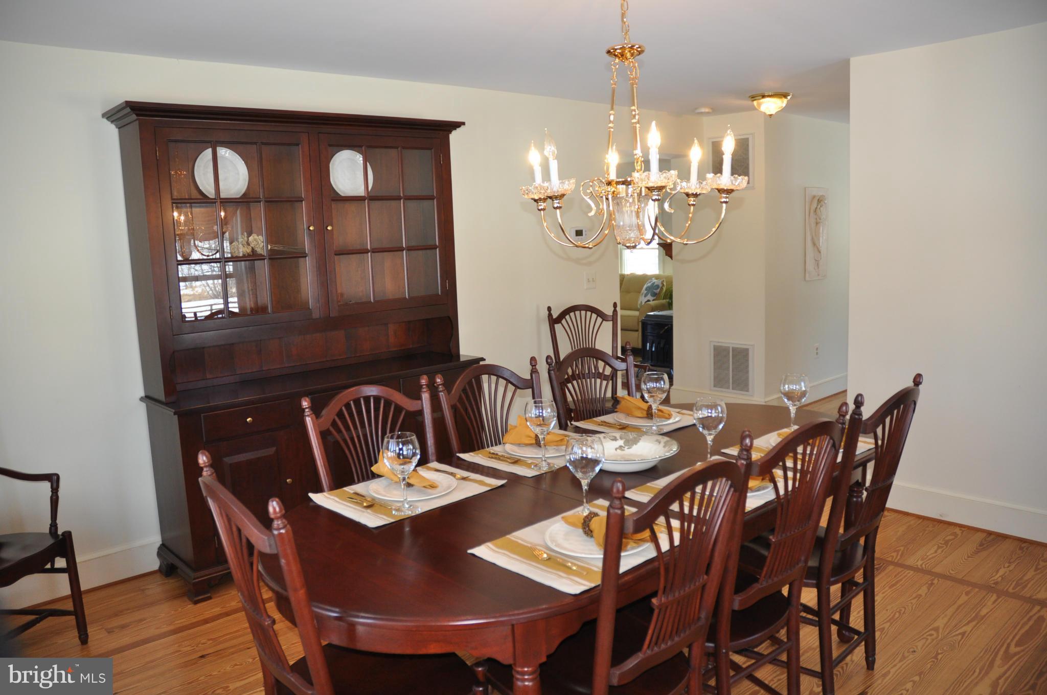 36764 North Fork Road Purcellville, VA 20132 - Photo 13 of 28 Dining Room