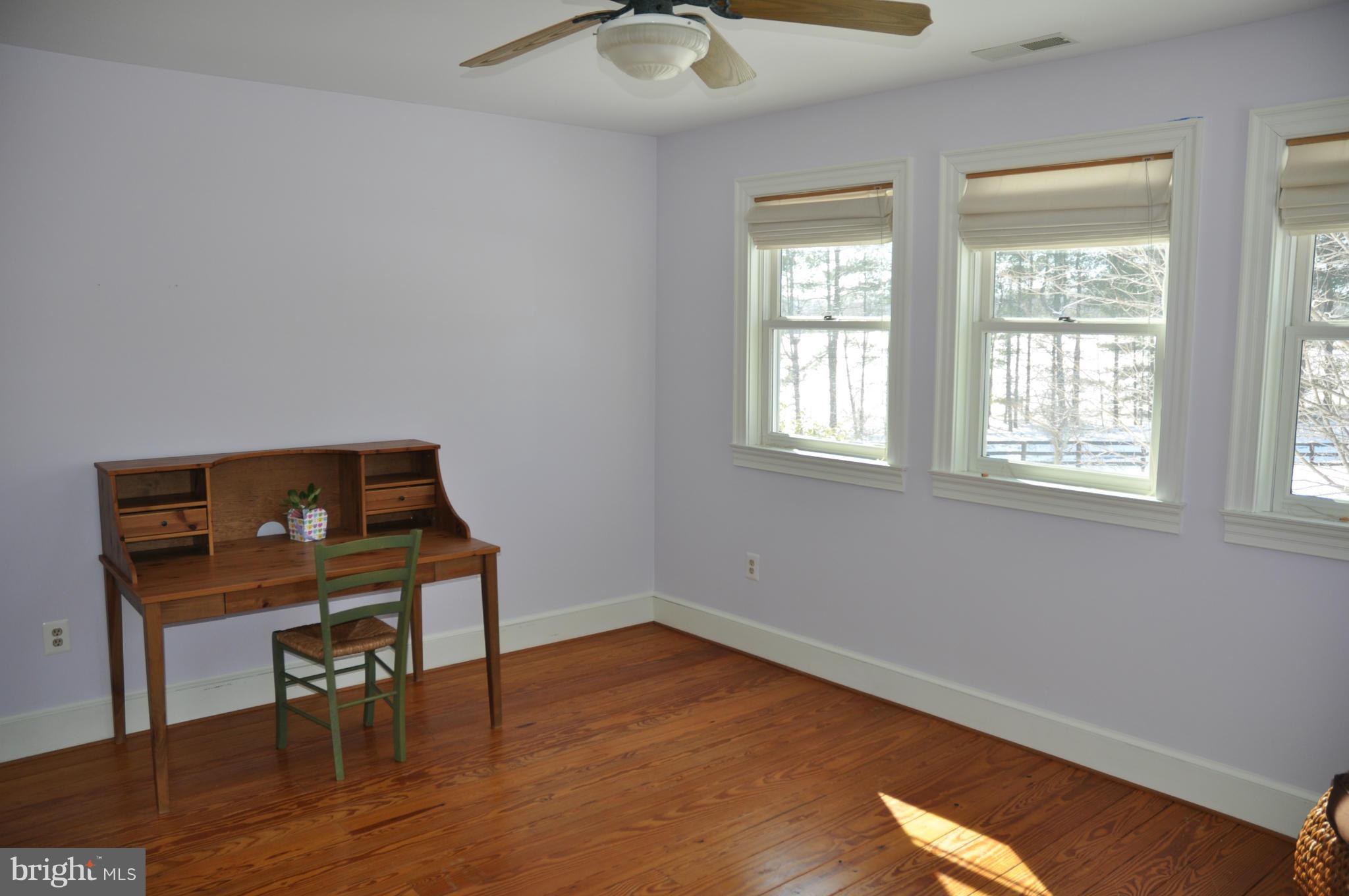 36764 North Fork Road Purcellville, VA 20132 - Photo 21 of 28 Bedroom