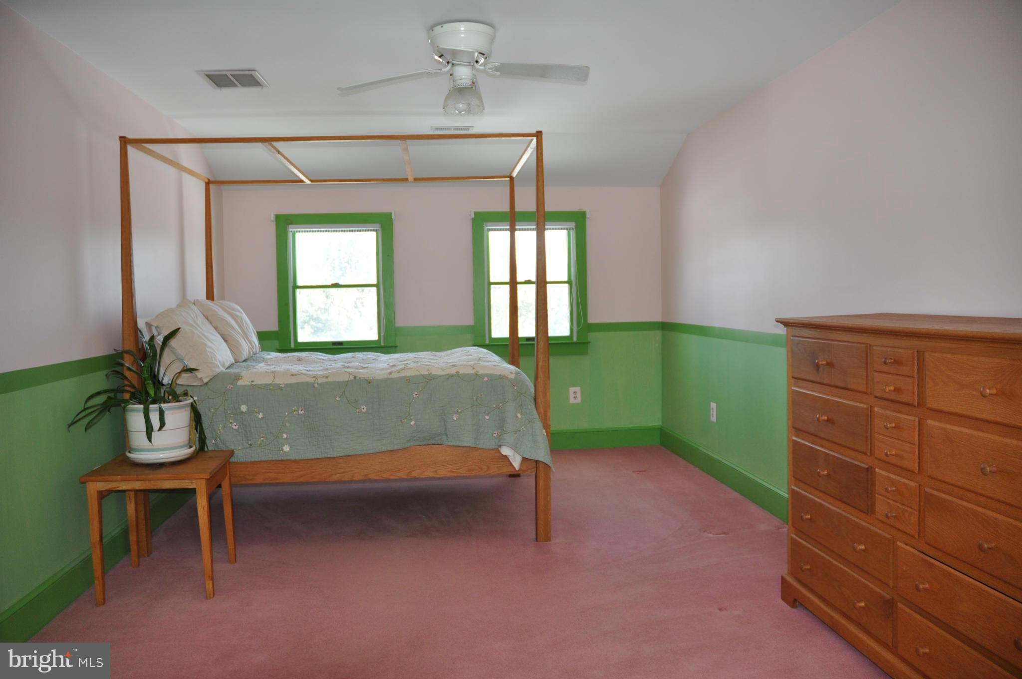 36764 North Fork Road Purcellville, VA 20132 - Photo 27 of 28 Bedroom
