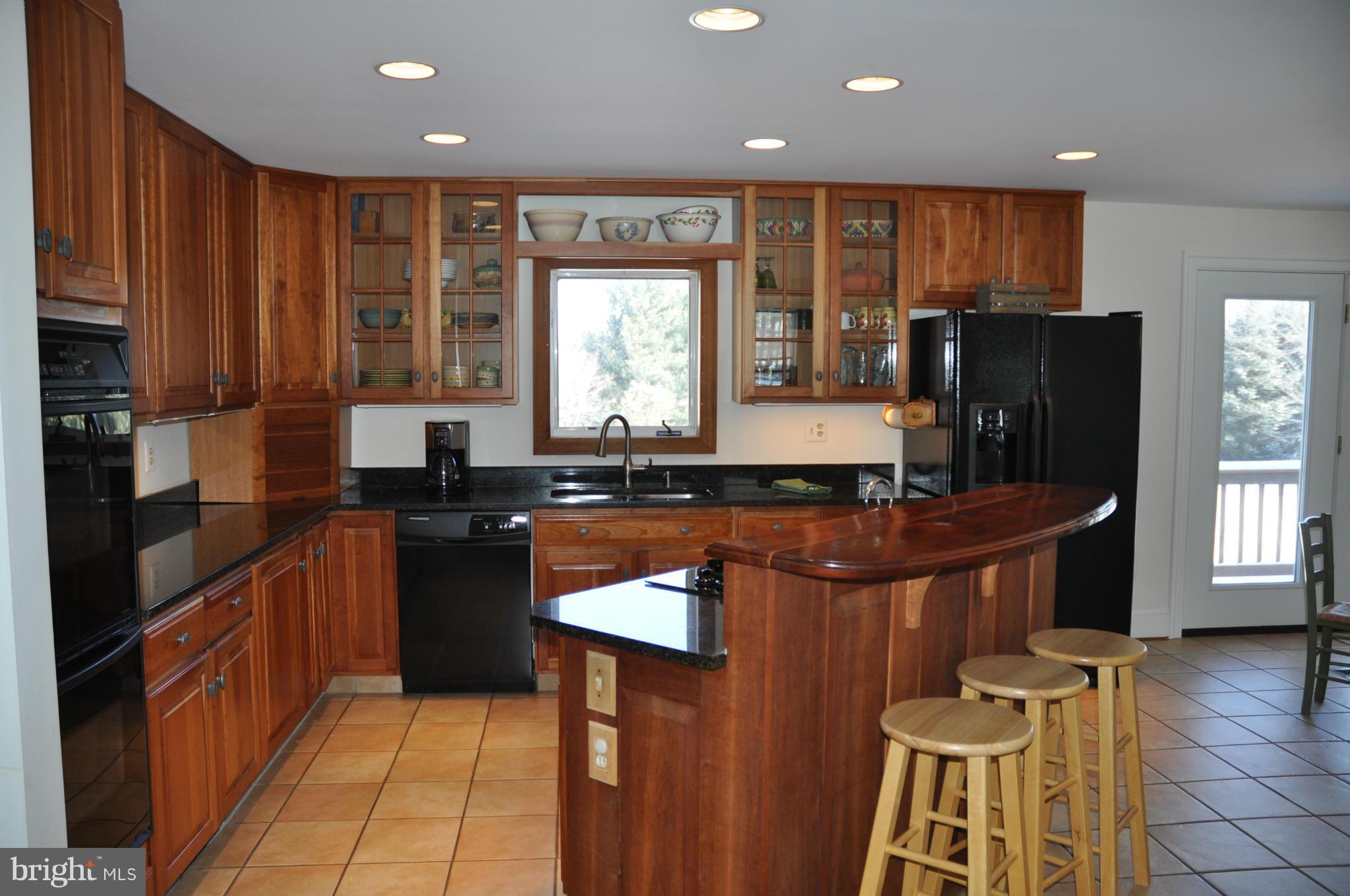 36764 North Fork Road Purcellville, VA 20132 - Photo 5 of 28 Kitchen