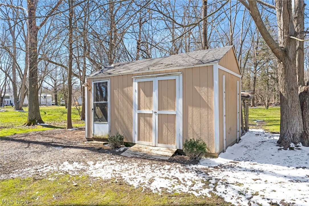2984 Rockefeller Road Wickliffe, OH 44092 - Photo 34 of 38 Gallery Image 34