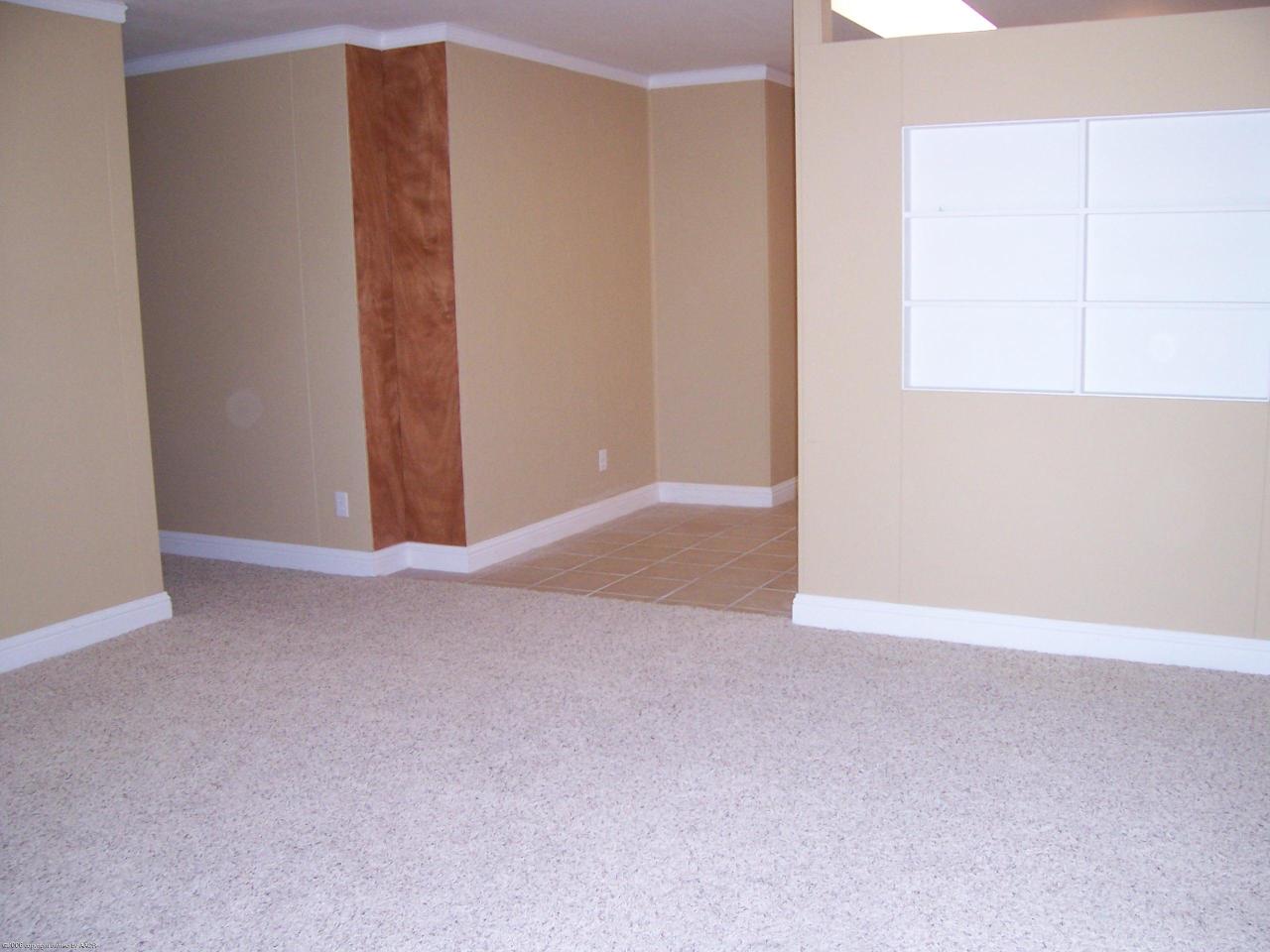 5124 Bowie Street Amarillo, TX 79110 - Photo 4 of 17 LIVING AREA.