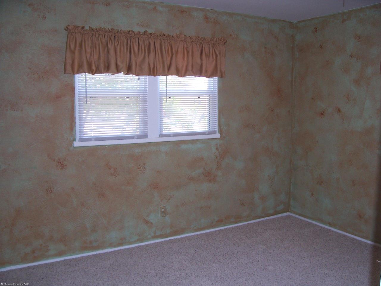 5124 Bowie Street Amarillo, TX 79110 - Photo 7 of 17 MASTER BEDROOM