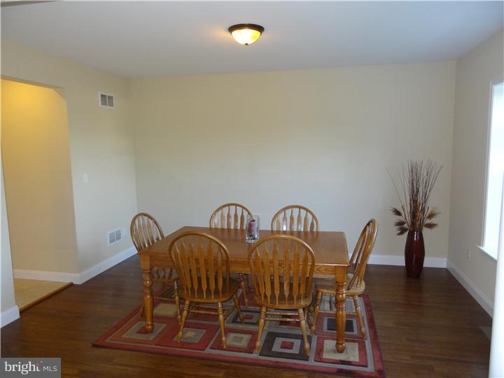200 Yoder Road Harleysville, PA 19438 - Photo 11 of 20 Dining Room