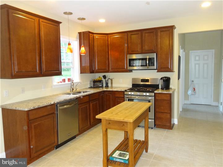 200 Yoder Road Harleysville, PA 19438 - Photo 6 of 20 Kitchen