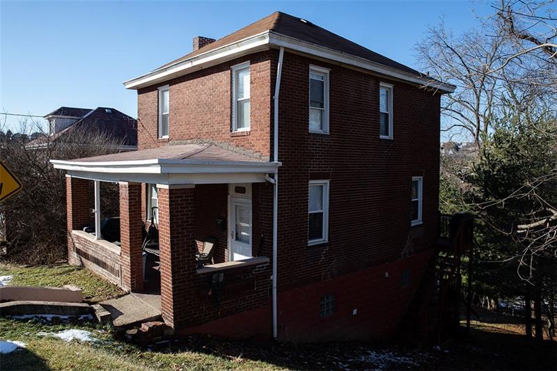 2919 Roland Pittsburgh, PA 15227 - Photo 2 of 23 Gallery Image 2