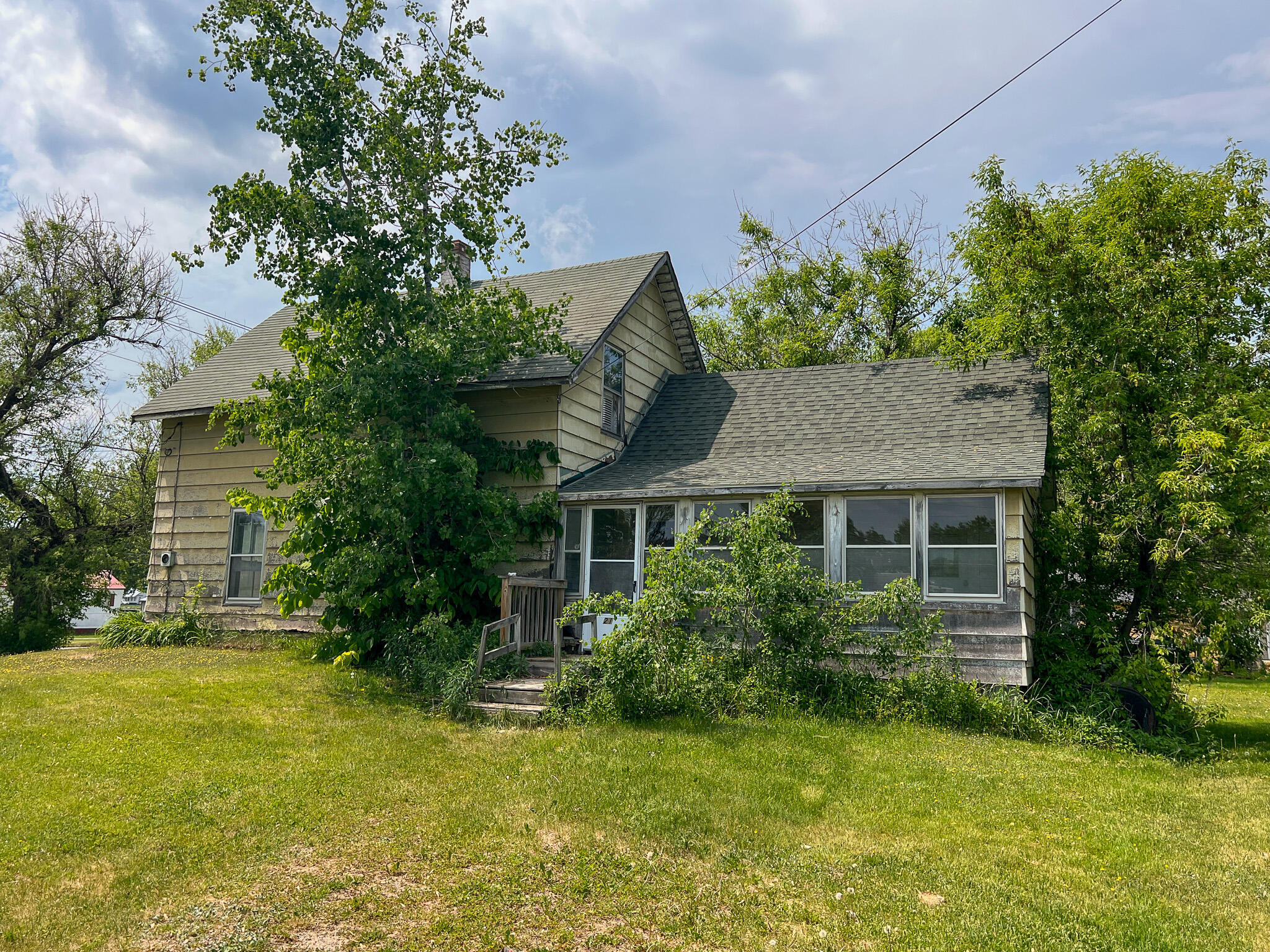 19 Willow Street Howland, ME 04448 - Photo 3 of 22 3