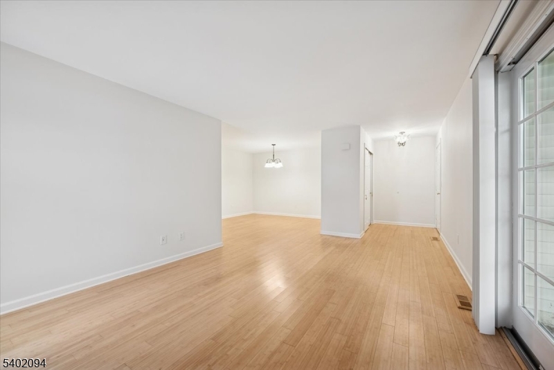 185 Jamestown Road Bernards, NJ 07920 - Photo 11 of 33