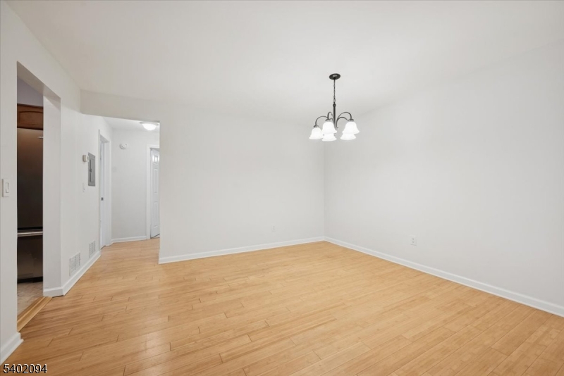 185 Jamestown Road Bernards, NJ 07920 - Photo 13 of 33