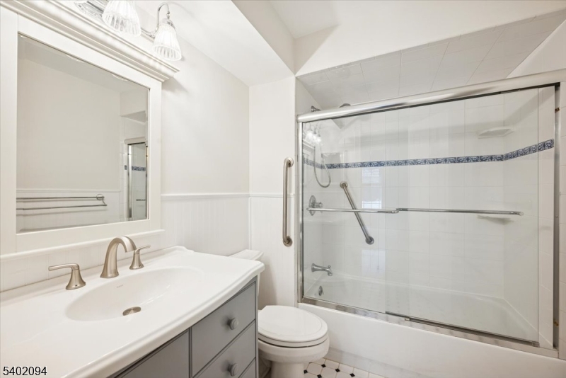 185 Jamestown Road Bernards, NJ 07920 - Photo 20 of 33