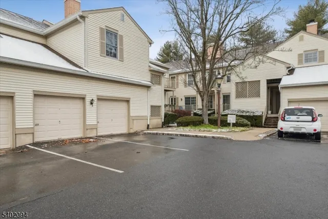 $2,400 | 185 Jamestown Road, Bernards, NJ 07920