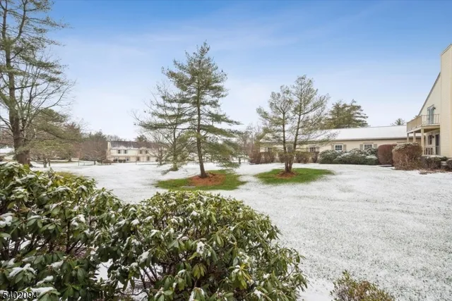 $2,400 | 185 Jamestown Road, Bernards, NJ 07920