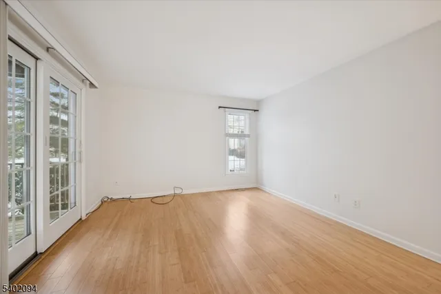 $2,400 | 185 Jamestown Road, Bernards, NJ 07920