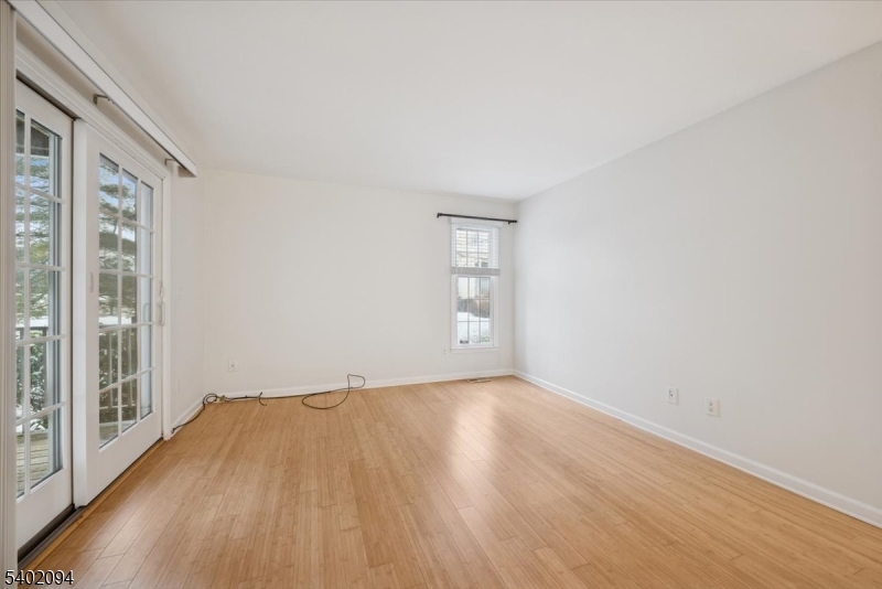 185 Jamestown Road Bernards, NJ 07920 - Photo 7 of 33