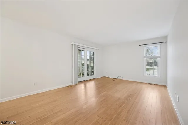 $2,400 | 185 Jamestown Road, Bernards, NJ 07920