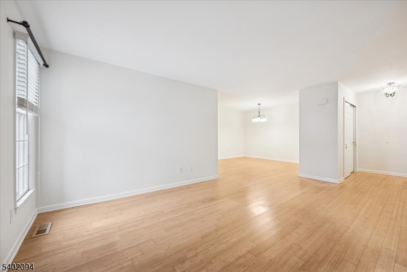 185 Jamestown Road Bernards, NJ 07920 - Photo 10 of 33