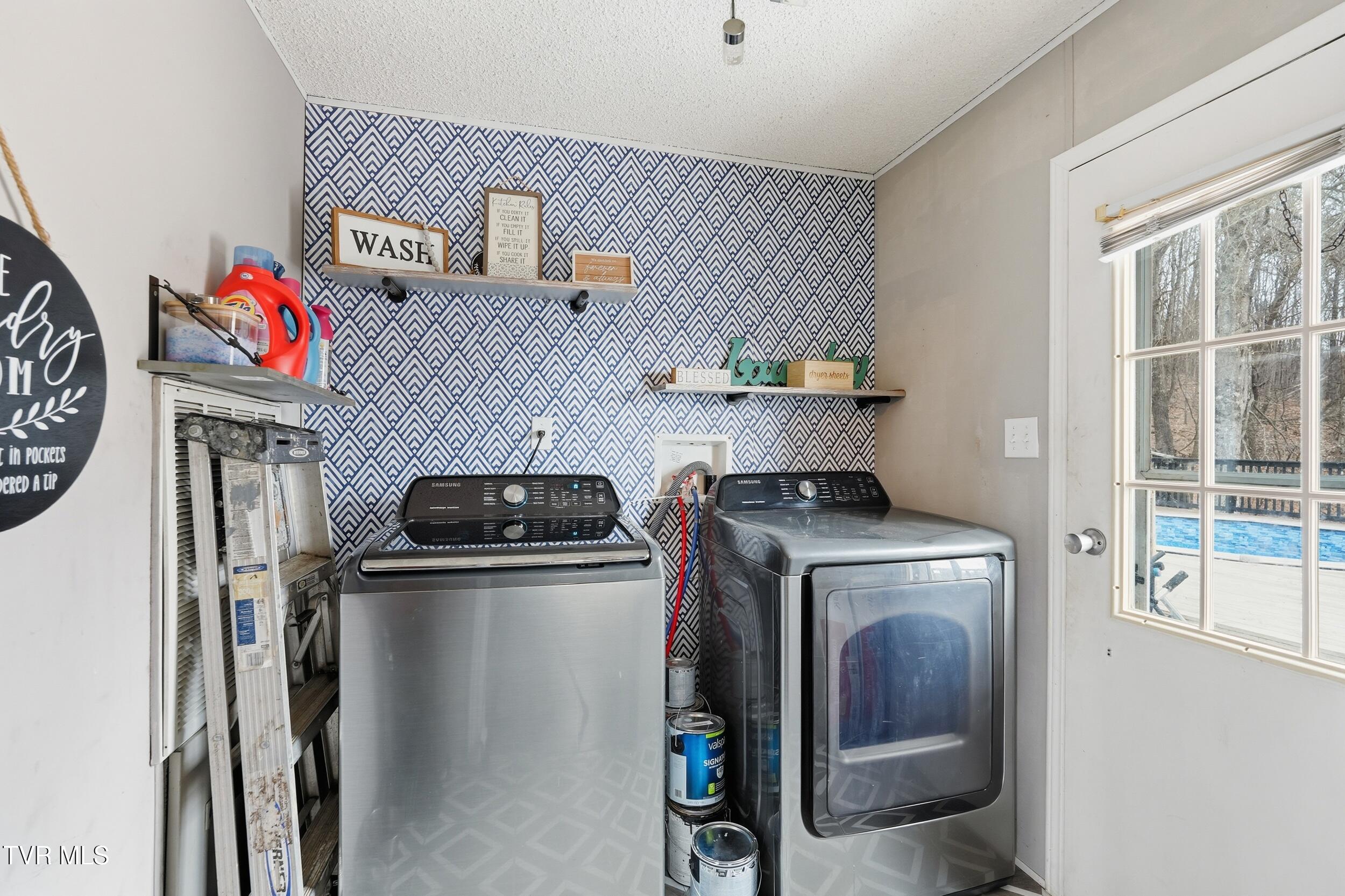 305 Browders Chapel Road Hiltons, VA 24258 - Photo 14 of 36 14_dsc07894