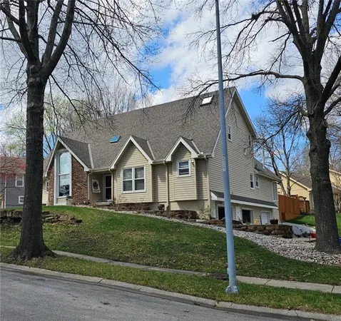 $455,000 | 4302 Northwest 60 Court, Kansas City, MO 64151