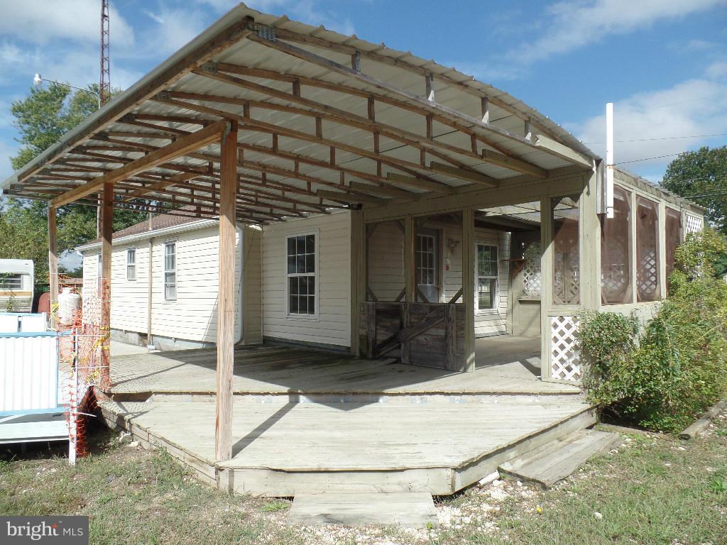 116 Whiteleysburg Road Greensboro, MD 21639 - Photo 2 of 13 Exterior (Rear)