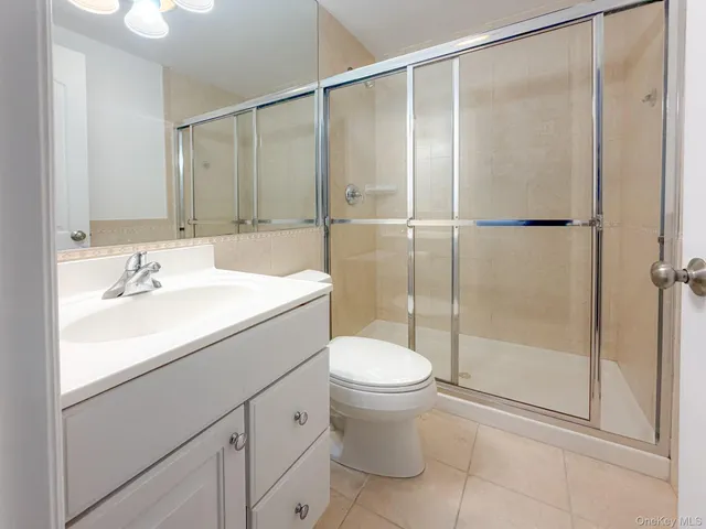 $595,000 | 183 Beach 100th Street, Unit 6B | Rockaway Beach