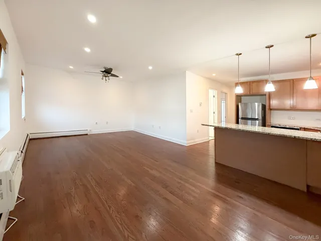 $595,000 | 183 Beach 100th Street, Unit 6B | Rockaway Beach